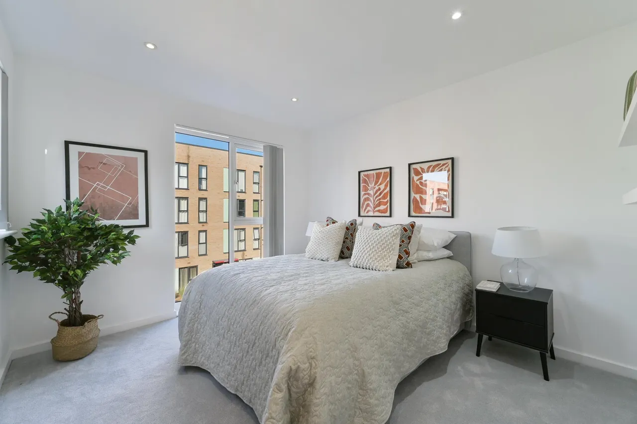 Reynard Way, Brentford, TW8, photo 12