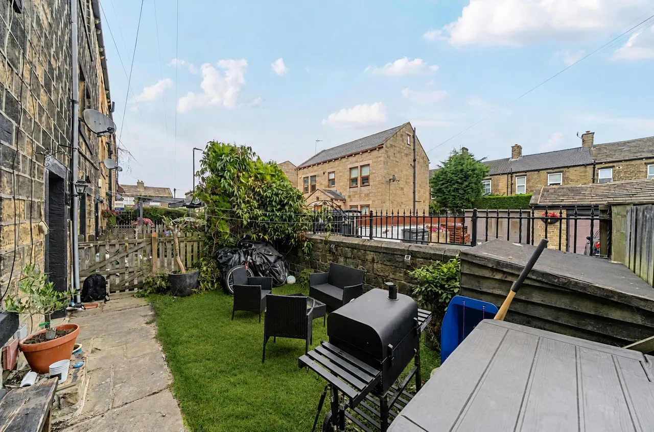 Woodland View, Calverley, LS28, photo 14