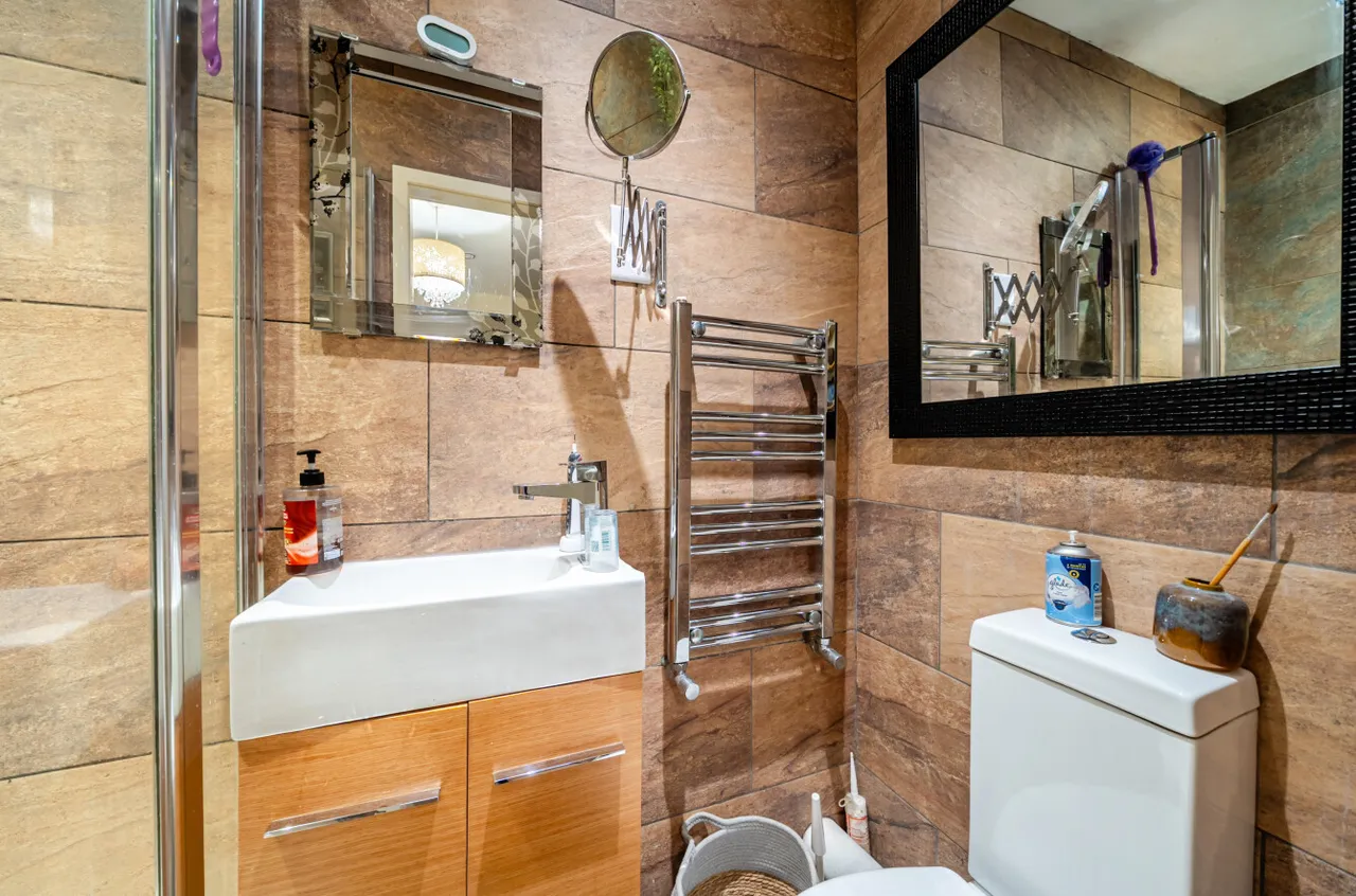 Woodland View, Calverley, LS28, photo 13