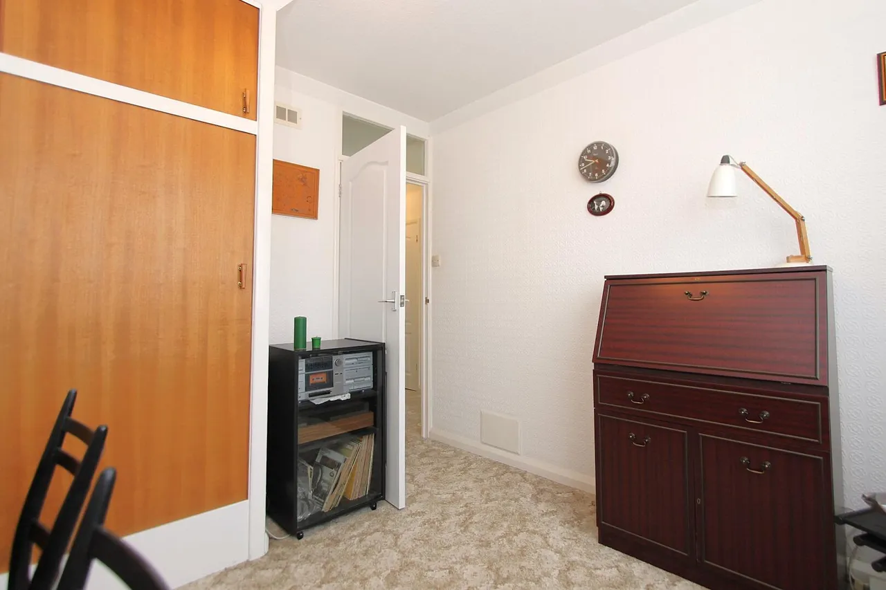 Greenfinch Road, Pedmore, Stourbridge, photo 29