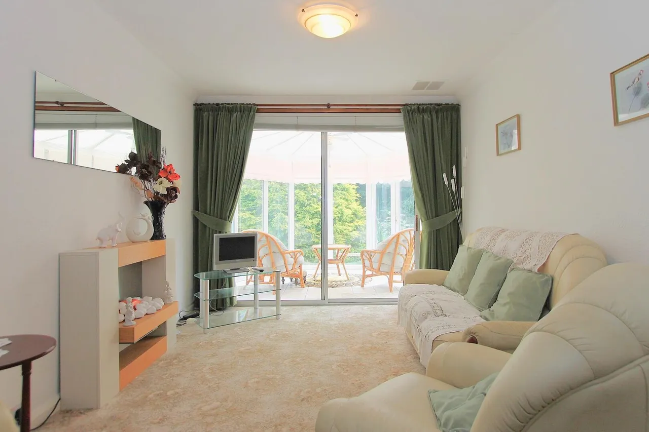 Greenfinch Road, Pedmore, Stourbridge, photo 7