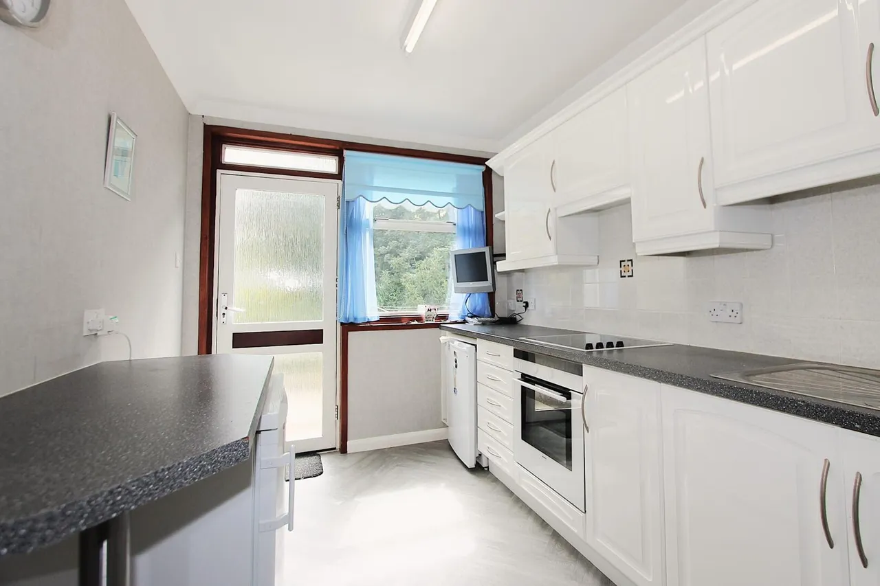 Greenfinch Road, Pedmore, Stourbridge, photo 13