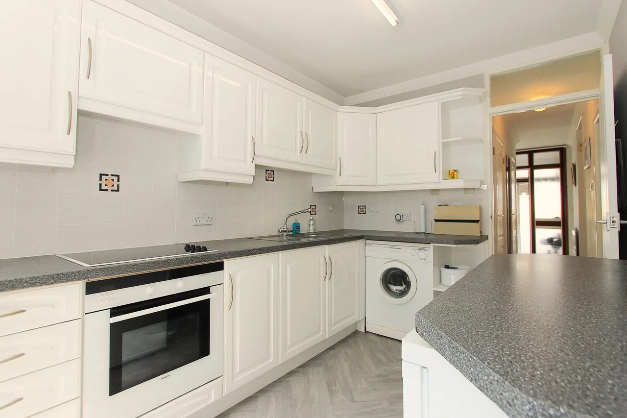 Greenfinch Road, Pedmore, Stourbridge, photo 15