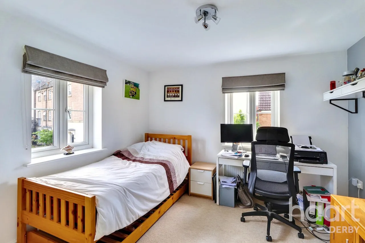 Montague Way, Chellaston, DE73, photo 15