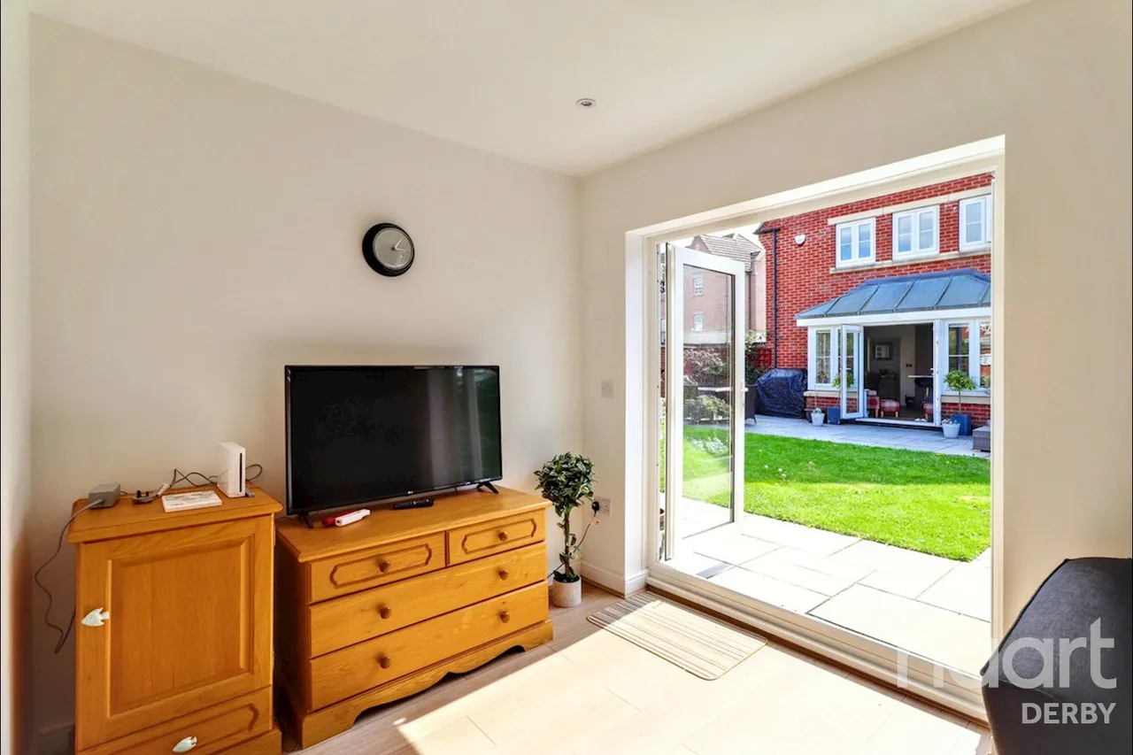 Montague Way, Chellaston, DE73, photo 31