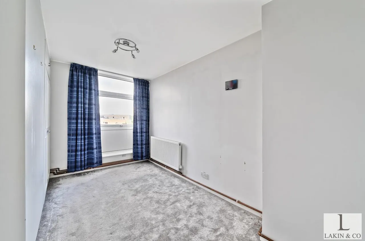 Oxford Road, Denham, UB9 4AB, photo 10