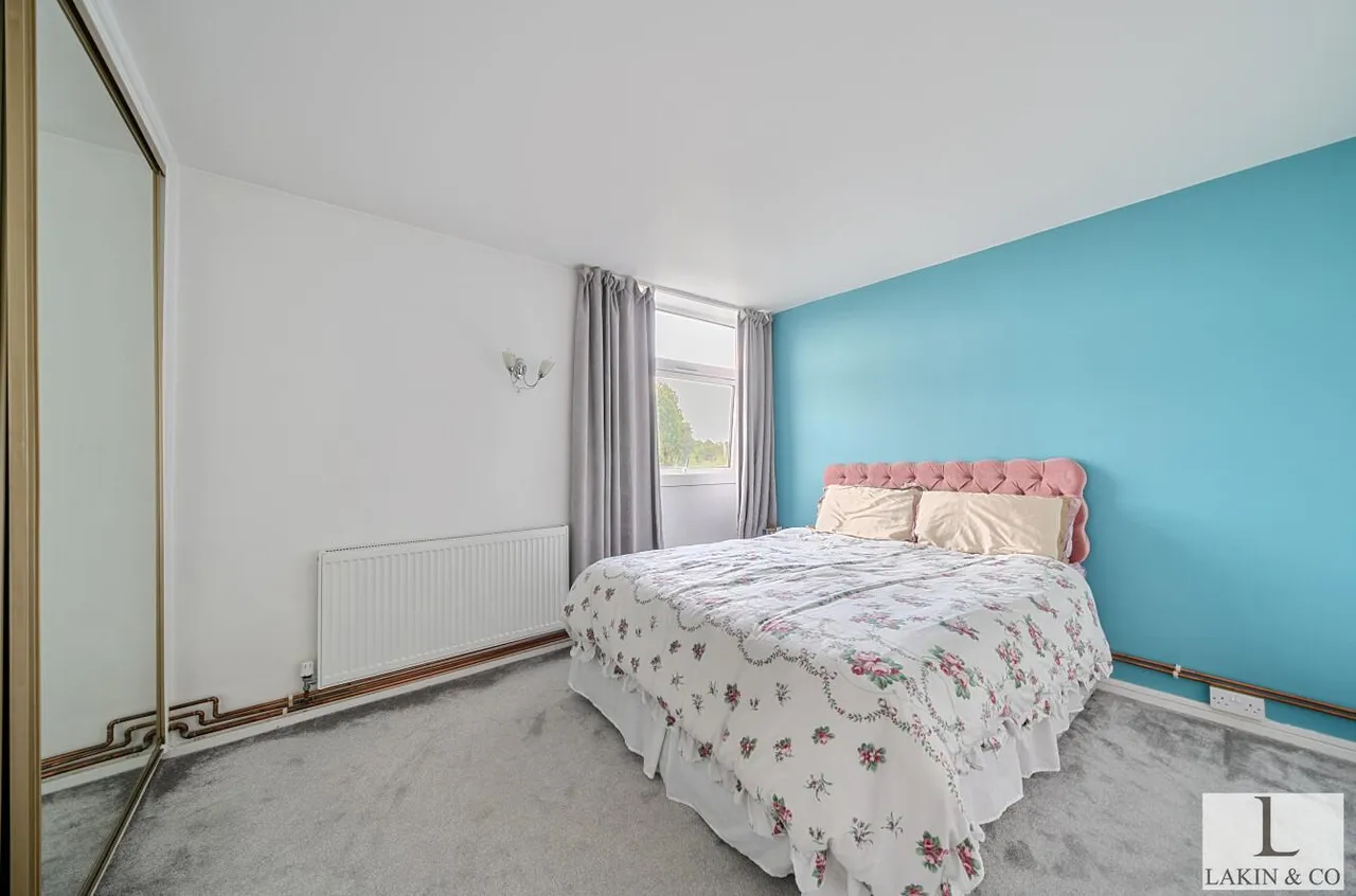 Oxford Road, Denham, UB9 4AB, photo 6