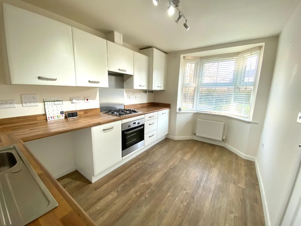 Ruthyn Close, Ashby-De-La-Zouch, LE65, photo 2