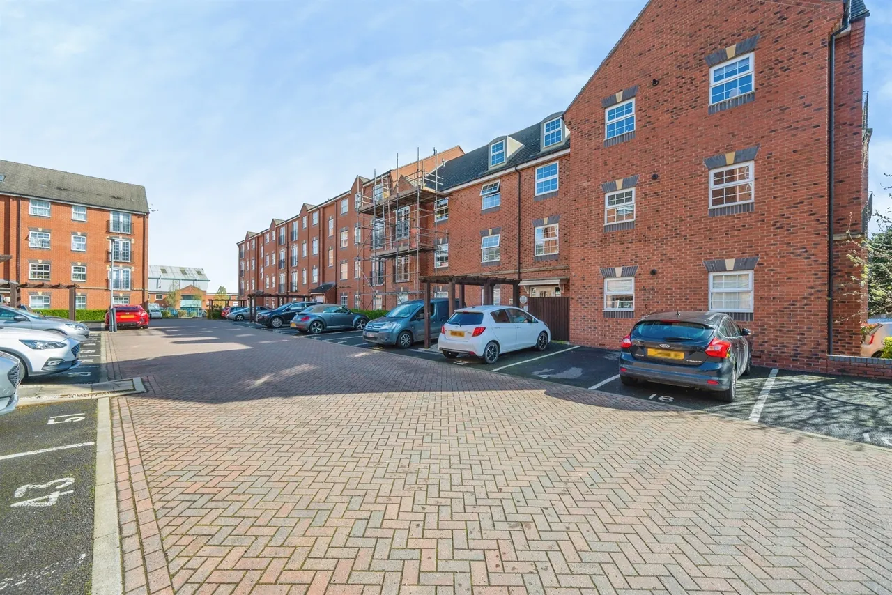 Magnus Court, Chester Green, DE21, photo 18