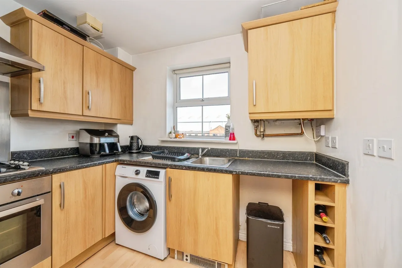 Magnus Court, Chester Green, DE21, photo 9
