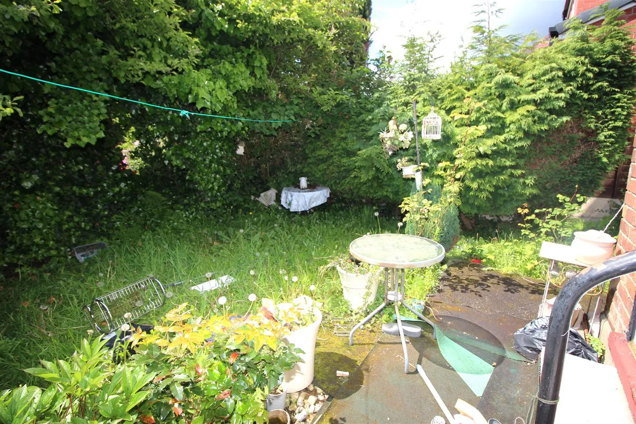 Greenstead Avenue, Manchester, M8 0NR, photo 13