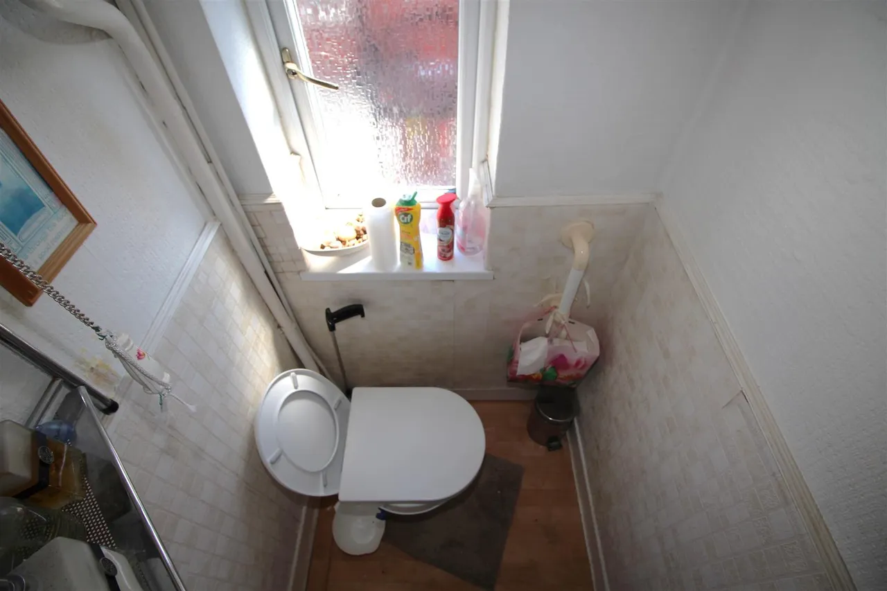 Greenstead Avenue, Manchester, M8 0NR, photo 12