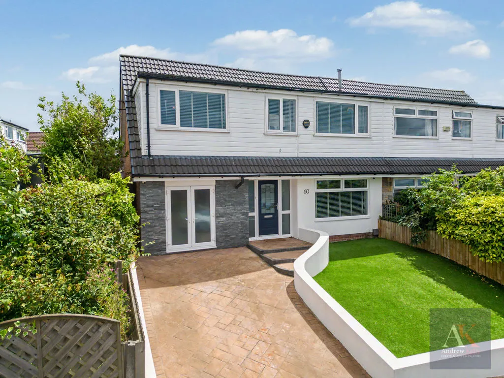 4 bed house for sale — Bridge Bank Road Smithy Bridge, Rochdale OL15 8QU