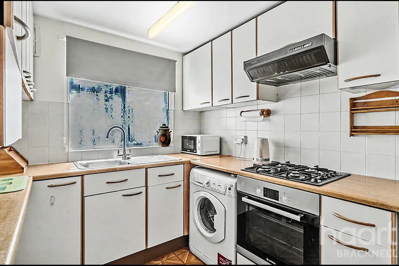 Deepfield Road, Bracknell, RG12, photo 11