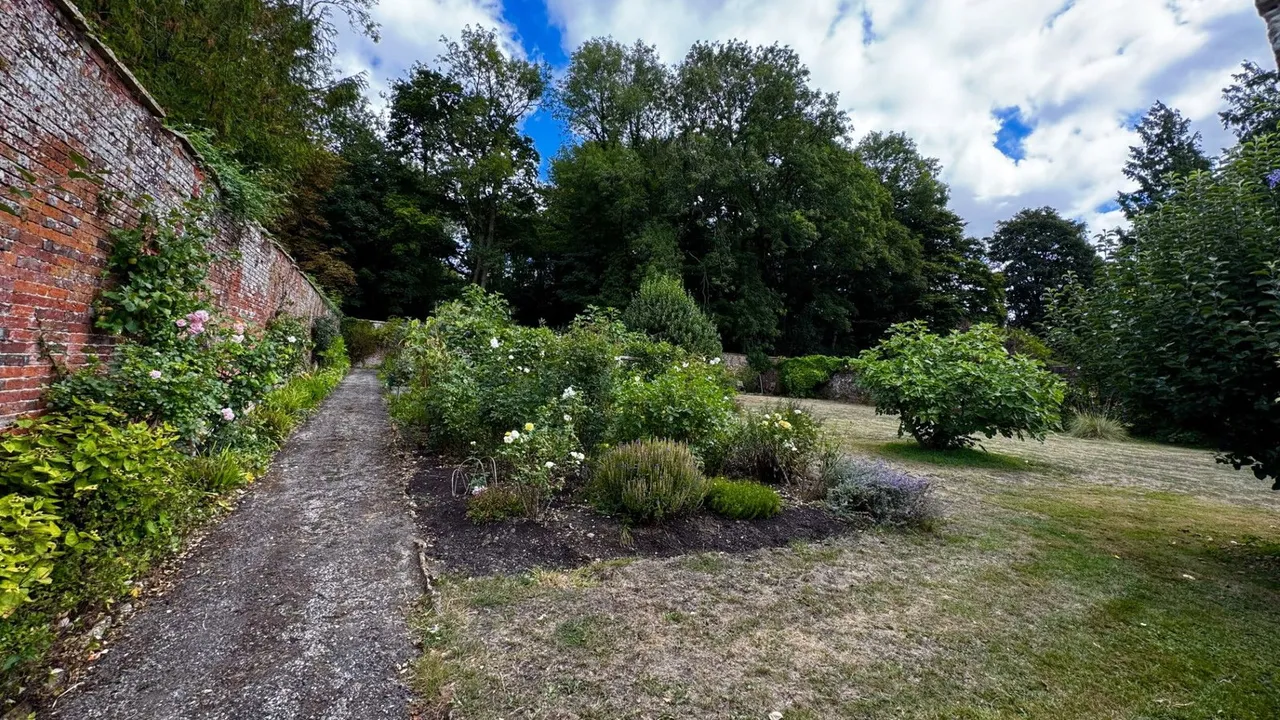 Redlynch Park, Redlynch, BA10, photo 23