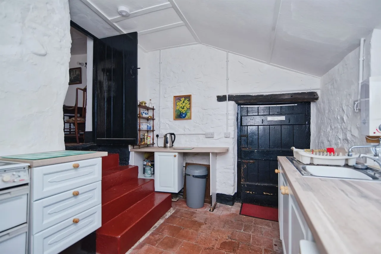 West Street, Dunster, TA24, photo 8
