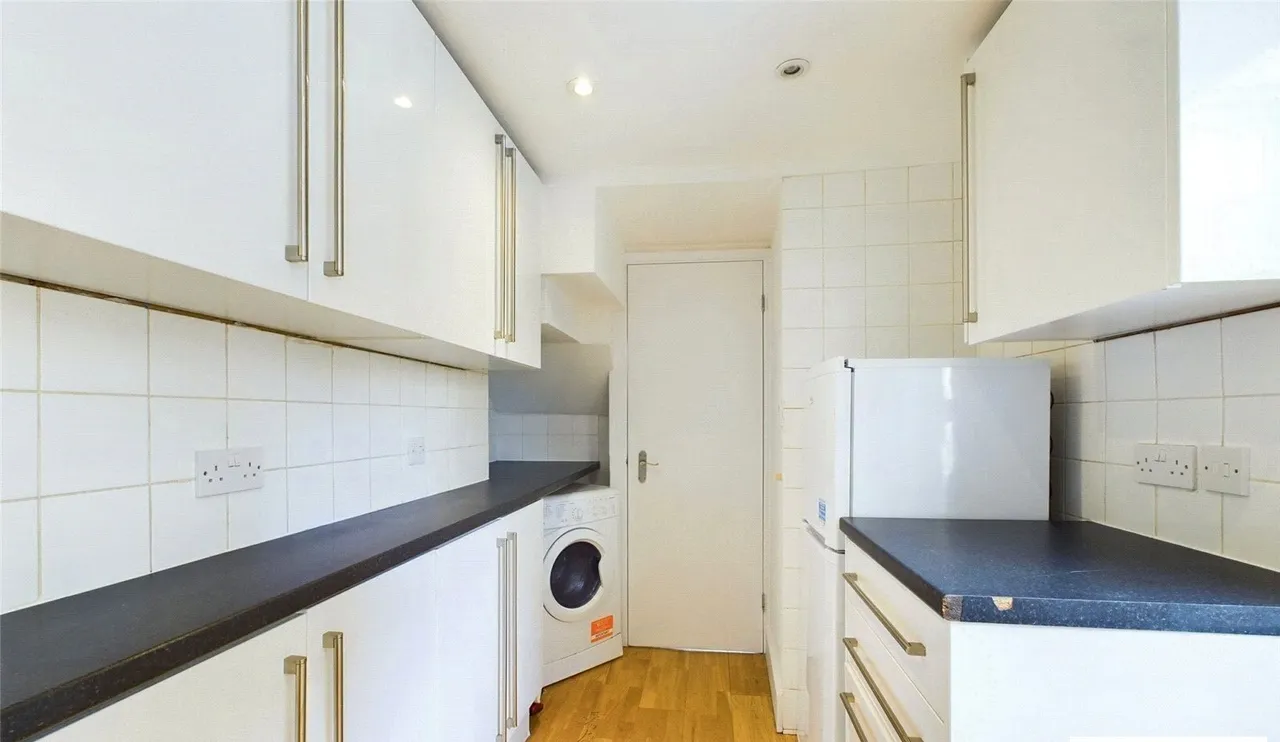 Old Bethnal Green Road, Bethnal Green, E2, photo 3