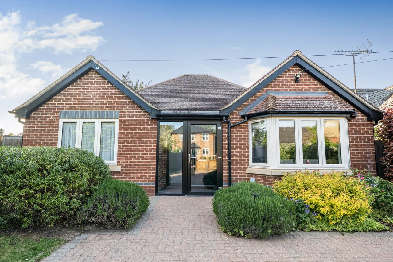 3 bed house for sale, Wood Lane, Sonning Common, RG4