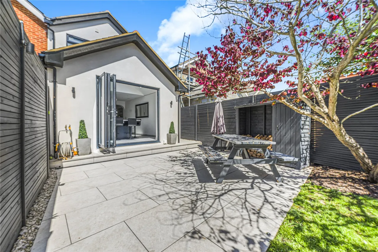 Aldershot Road, Pirbright, GU24, photo 28