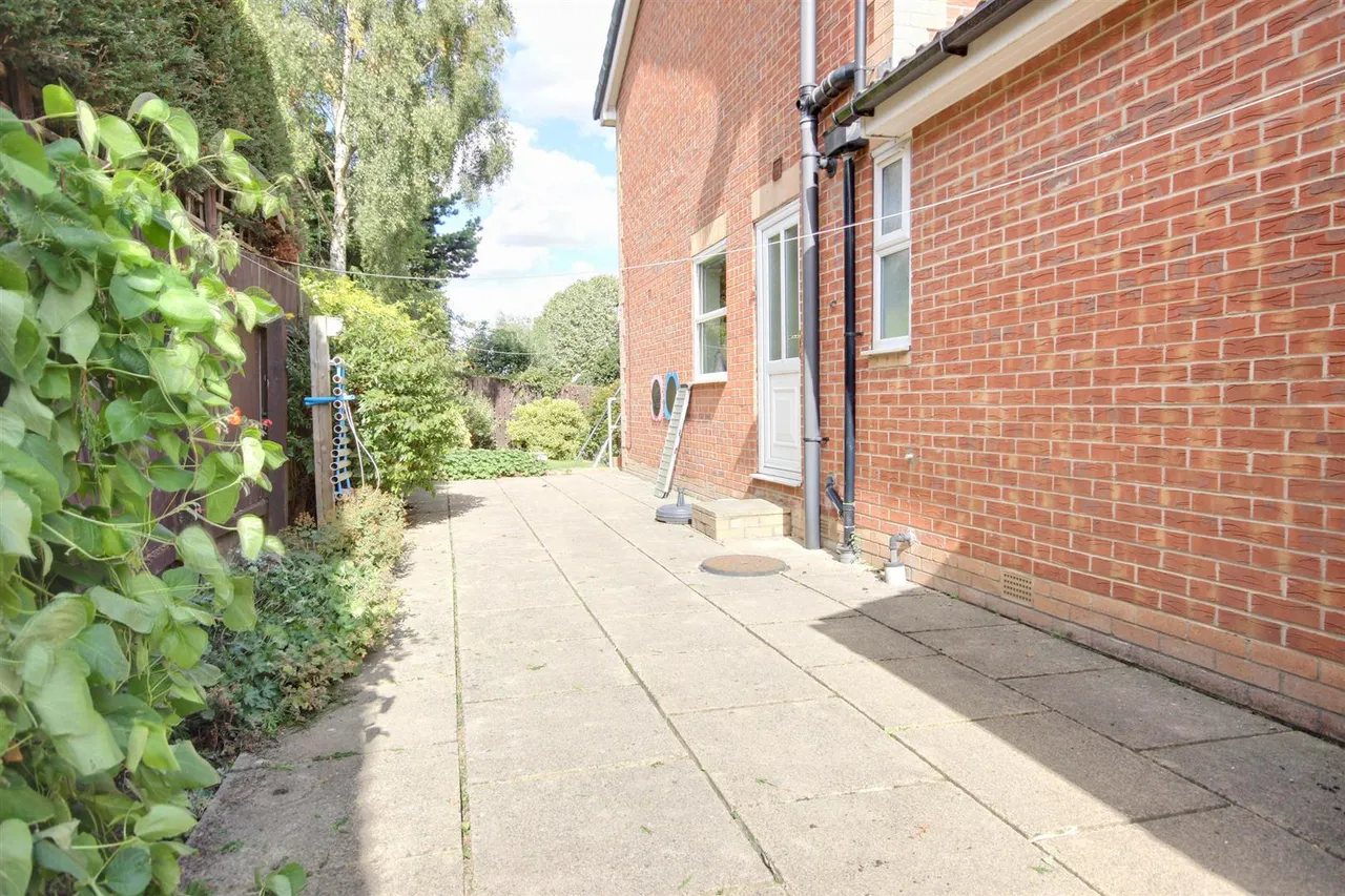 Bay Court, Beverley, photo 15