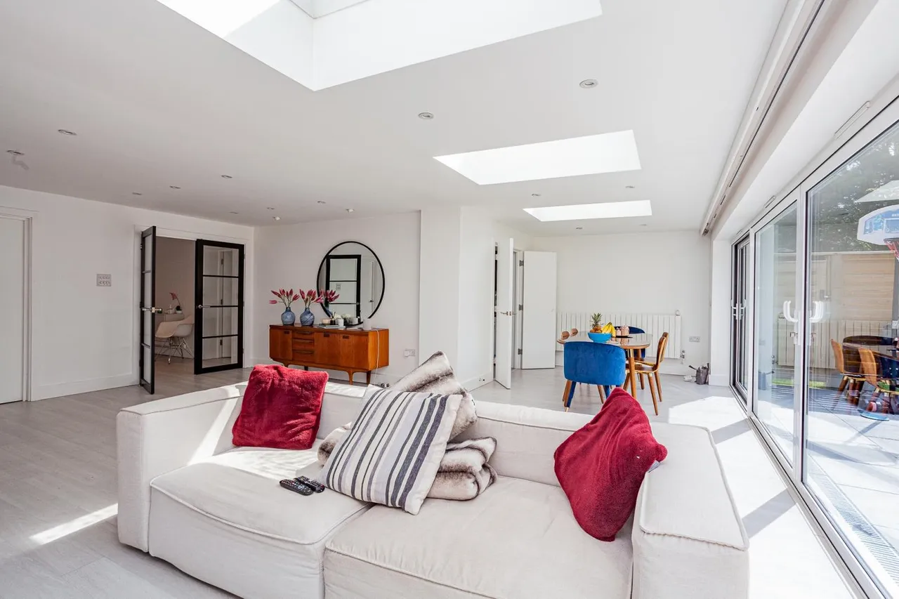 Canterbury Close, Beckenham, Kent BR3 5EP, photo 7