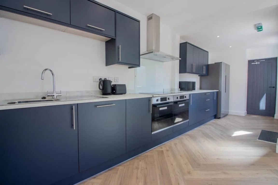 5 bed house to rent, Park Street, Beeston, NG9
