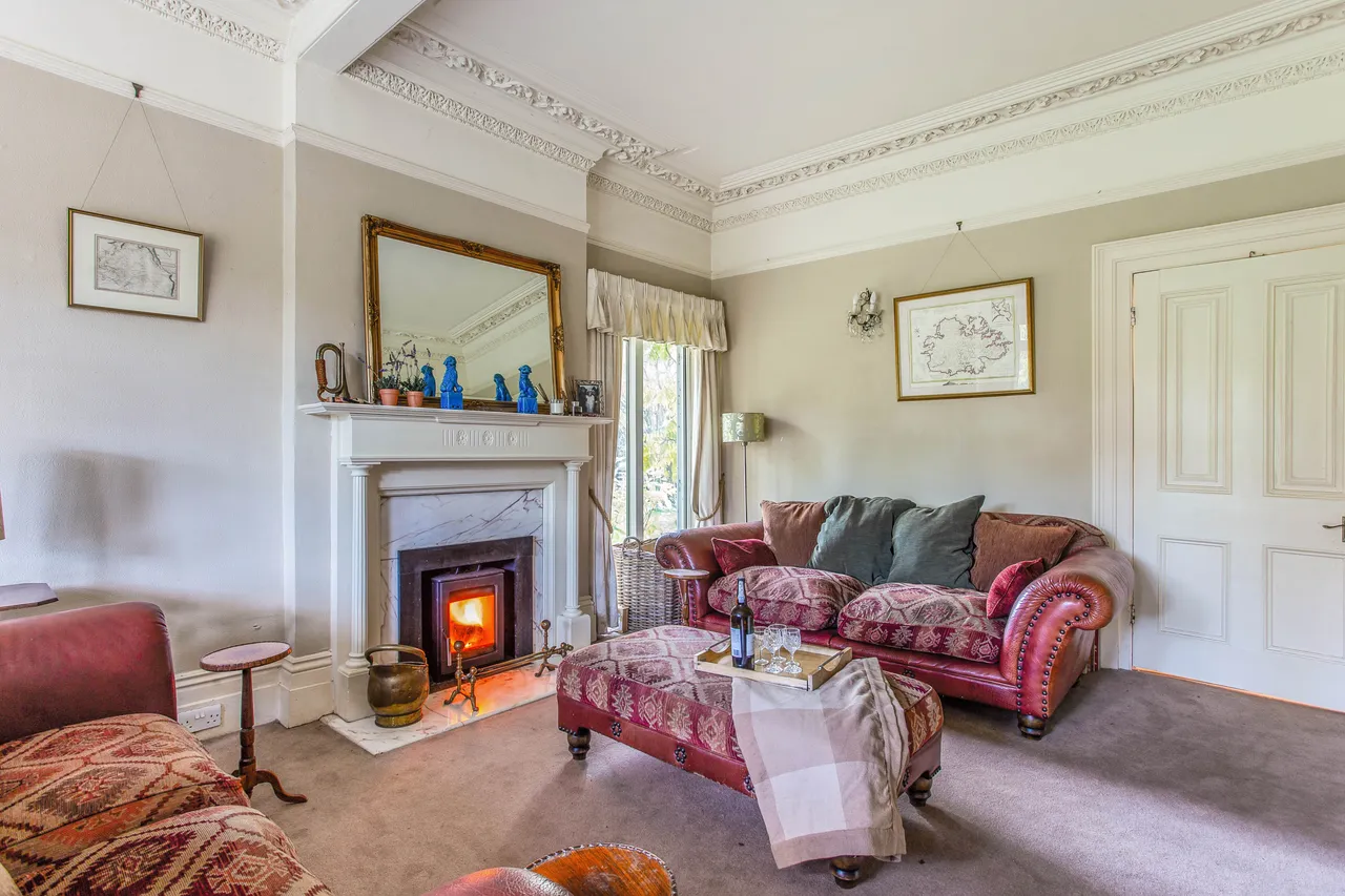 Horsham Road, Dorking, RH5, photo 3
