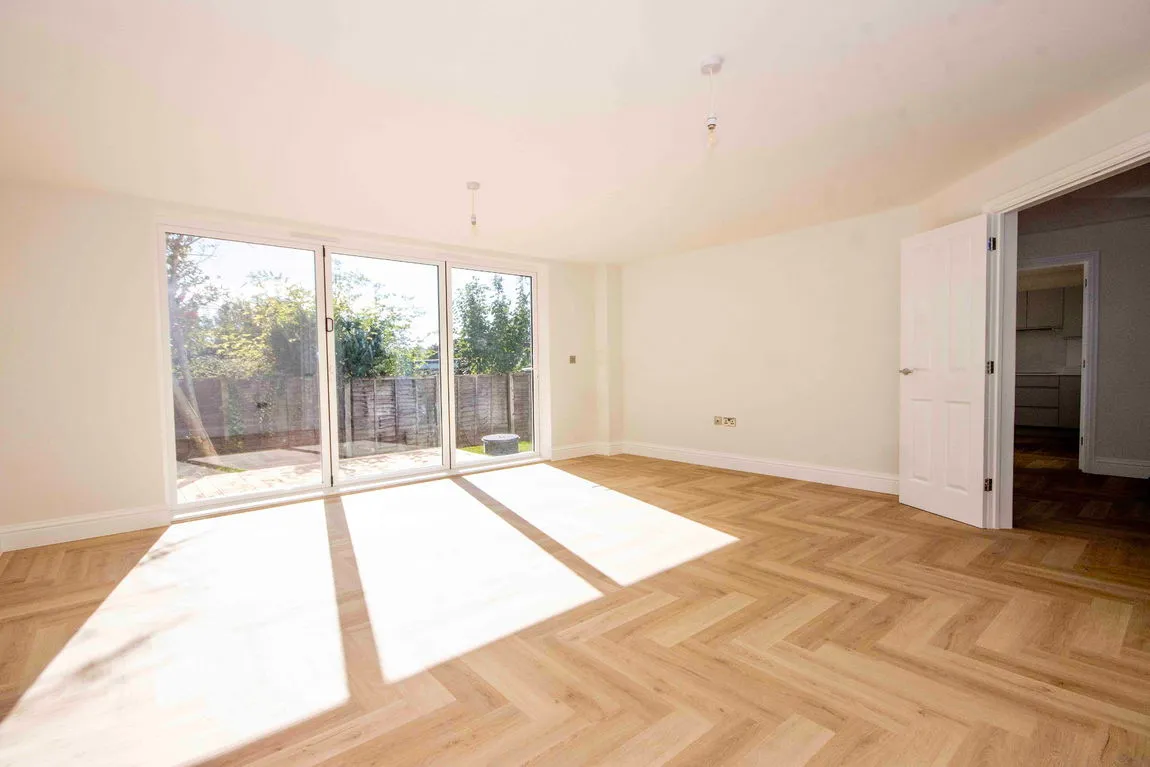 Greenbury Close, Chorleywood, WD3, photo 3