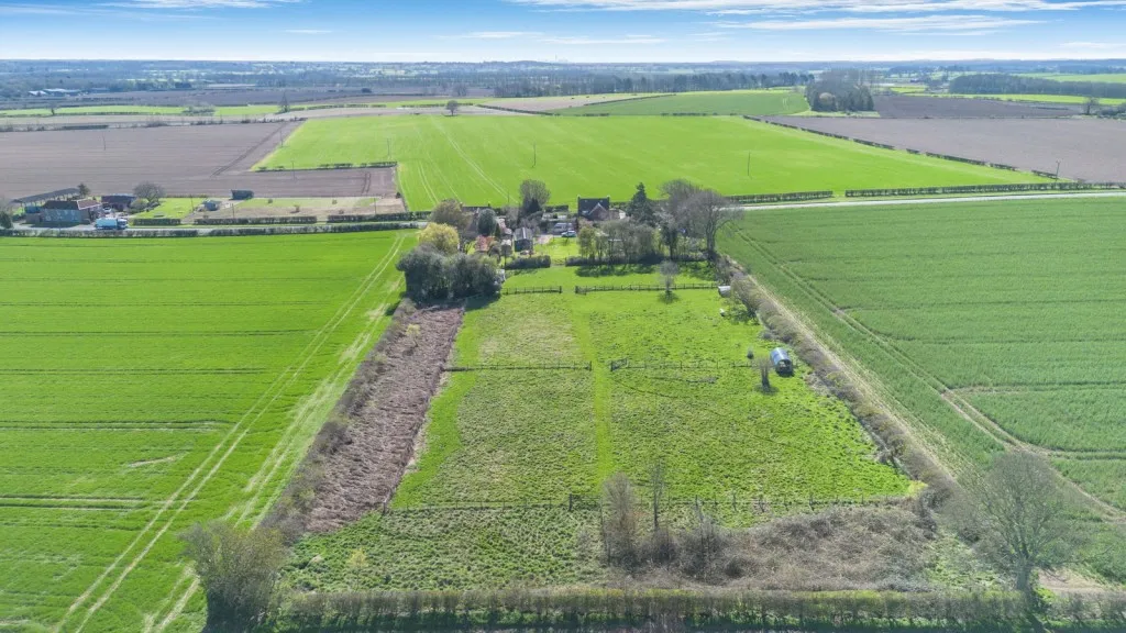 Long Marston ~ Wetherby Road, YO26, photo 50