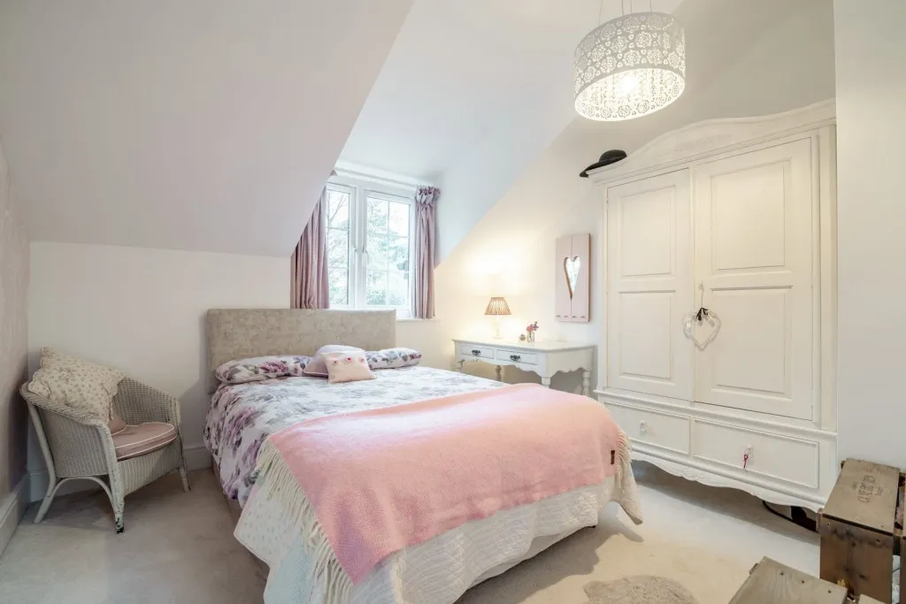 Long Marston ~ Wetherby Road, YO26, photo 21