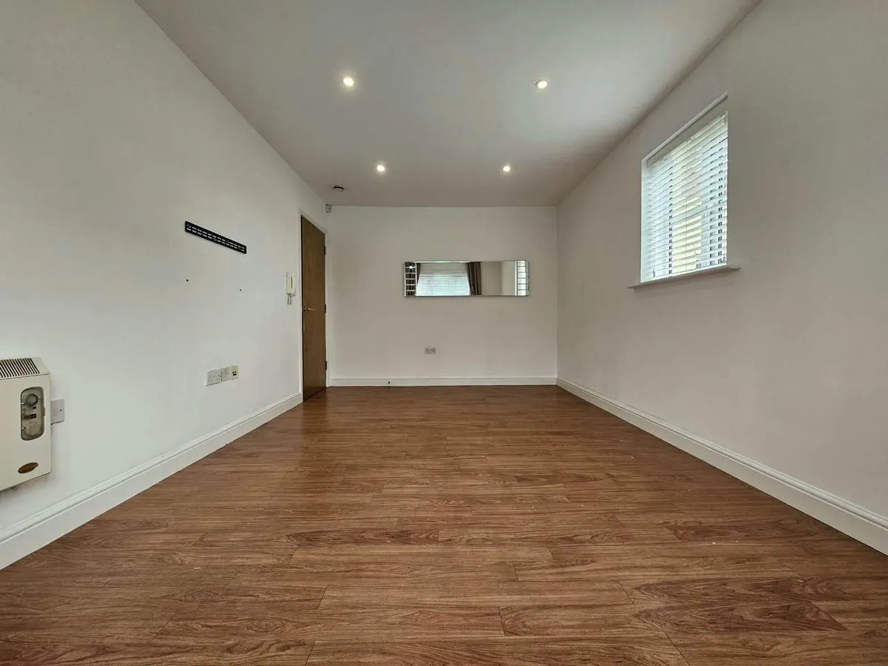 Newton Road, Great Barr, BIRMINGHAM, photo 10