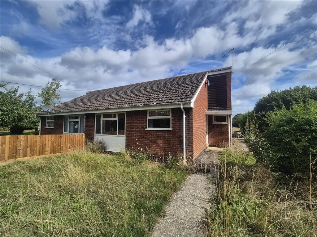 2 bed house for sale, Main Street, Marston Trussell, LE16