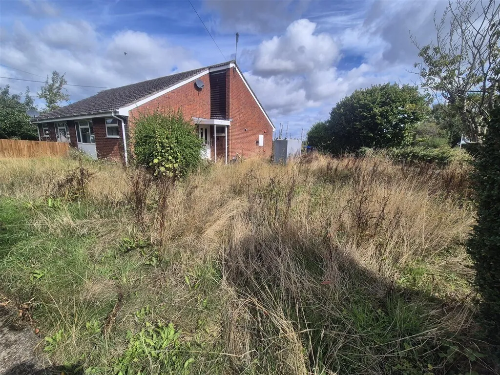 Main Street, Marston Trussell, LE16, photo 8