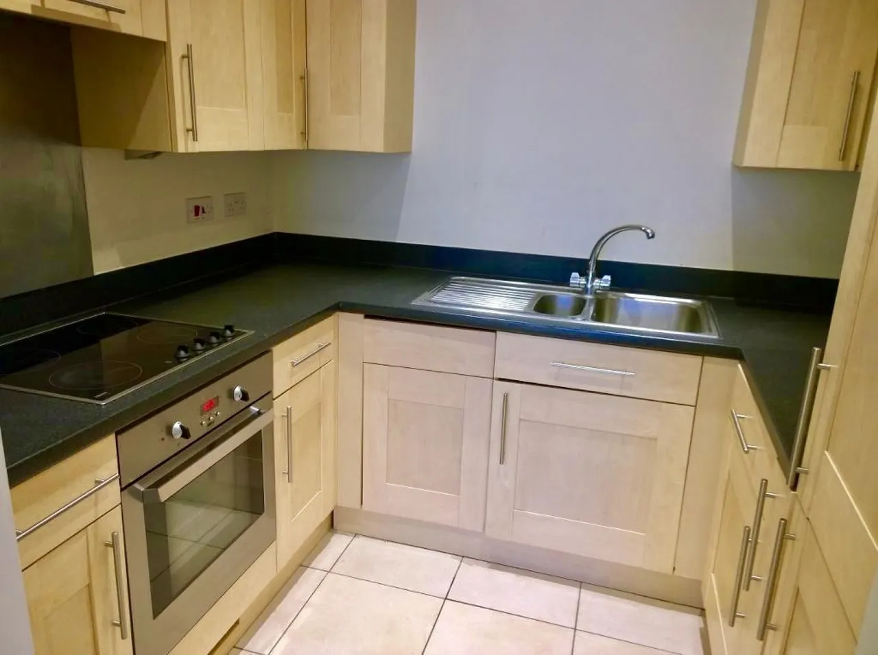 High Street, Southampton, SO14, photo 2