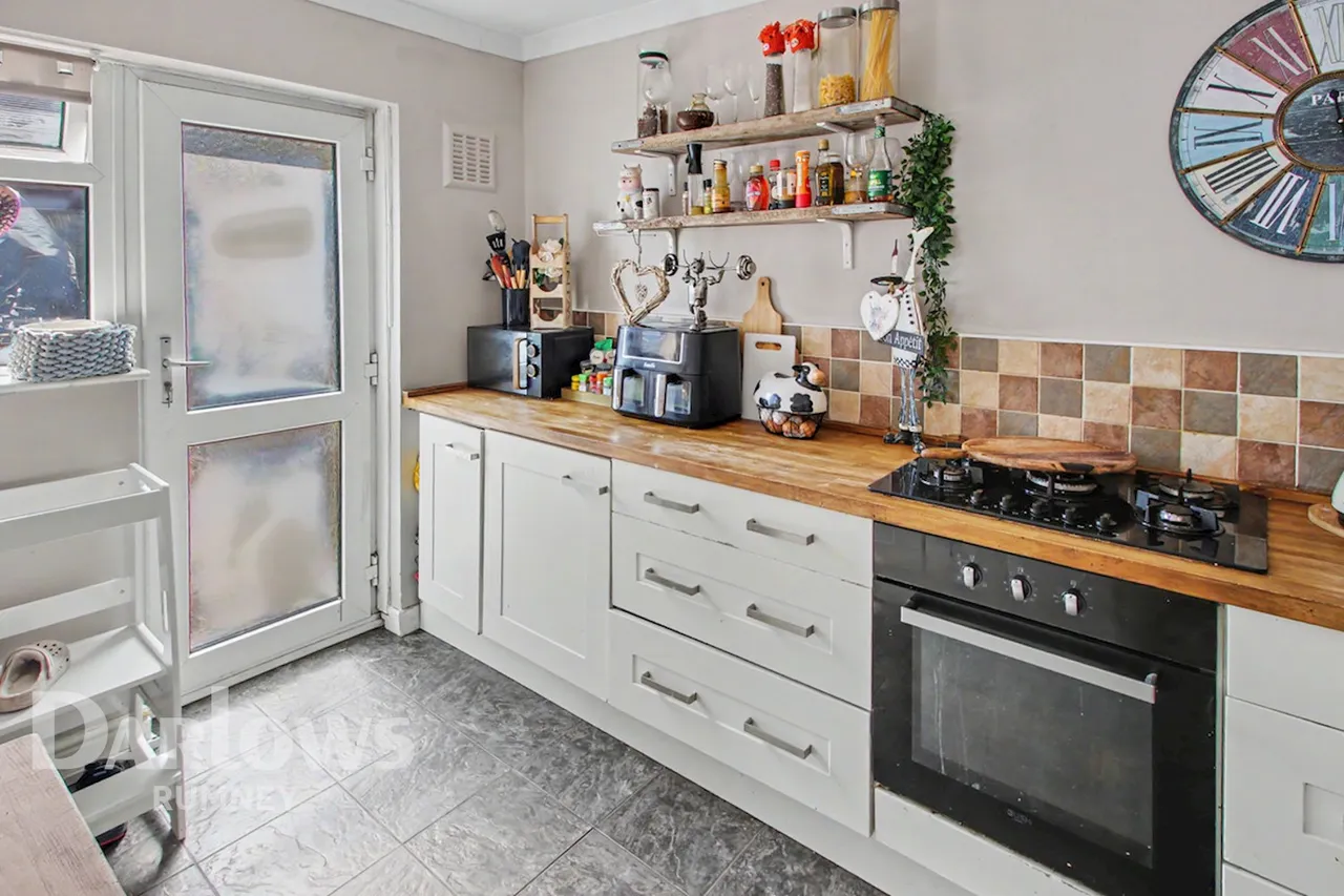 Hendre Road, Cardiff, photo 8
