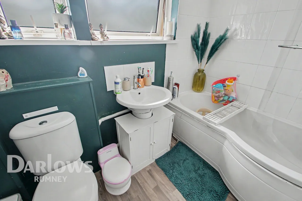 Hendre Road, Cardiff, photo 18