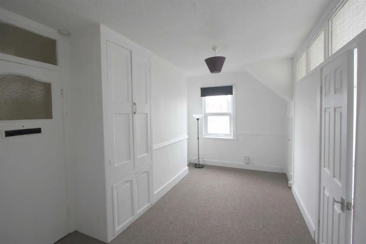 Southview Drive, Westcliff On Sea, photo 2