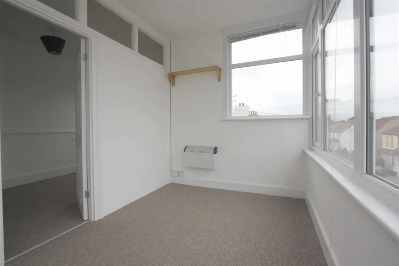 Southview Drive, Westcliff On Sea, photo 4