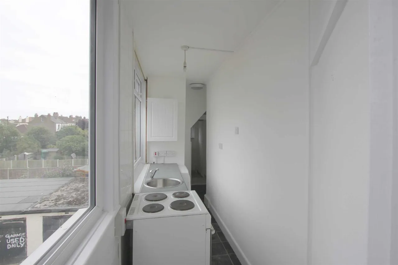 Southview Drive, Westcliff On Sea, photo 6