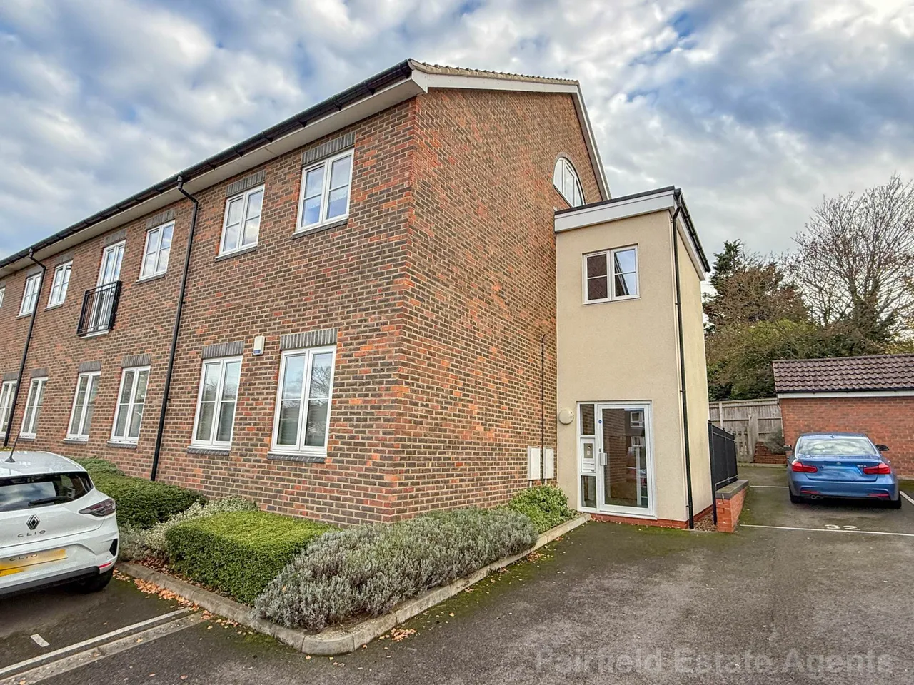 2 bed flat to rent, Hartwell House Gibbs Couch, Watford, WD19