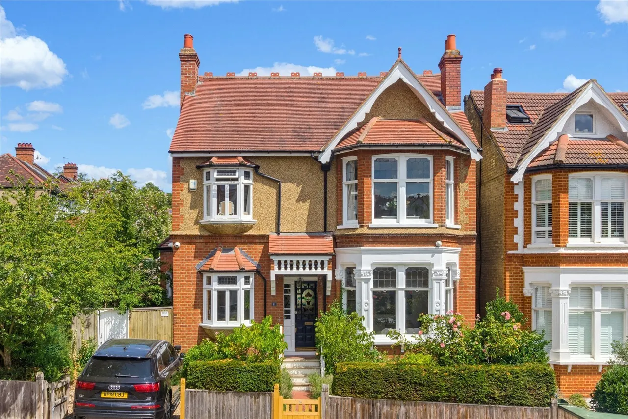 4 bed house for sale, Copley Park, London, SW16