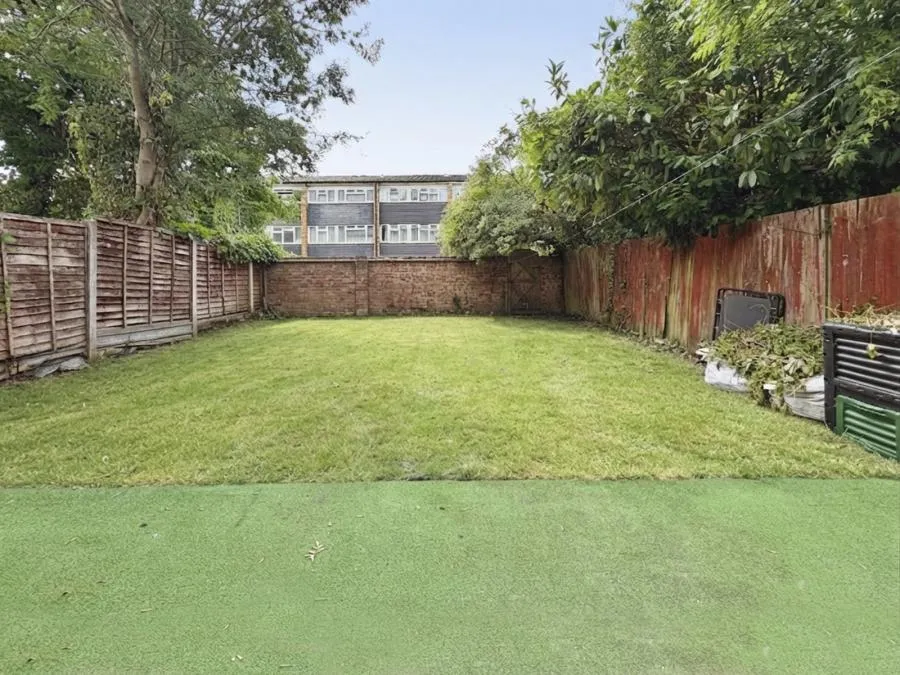 Scott Close, West Drayton, UB7, photo 18