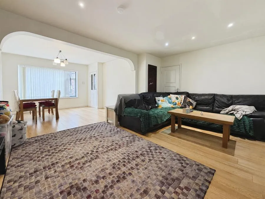 5 bed house for sale, Scott Close, West Drayton, UB7
