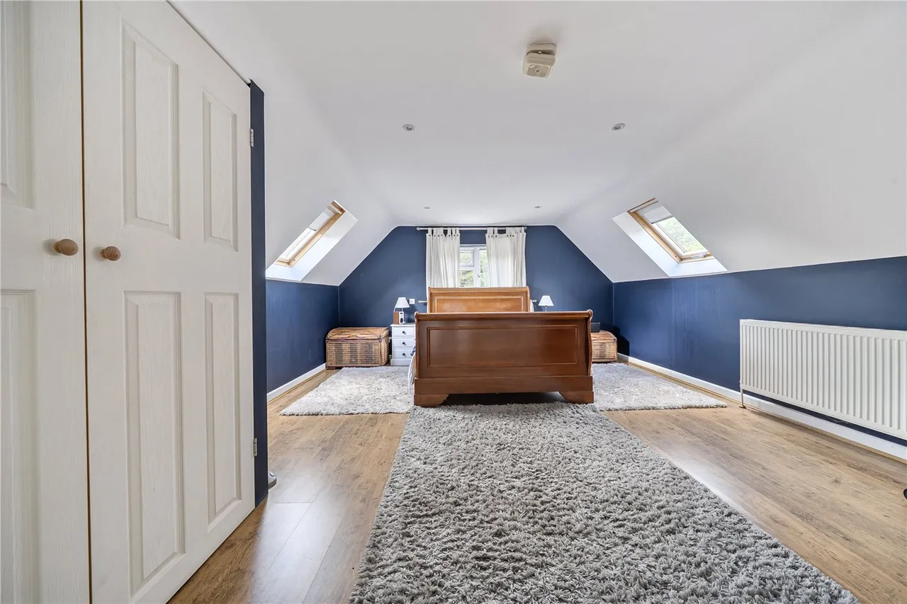 Crookham Common, Thatcham, RG19, photo 8