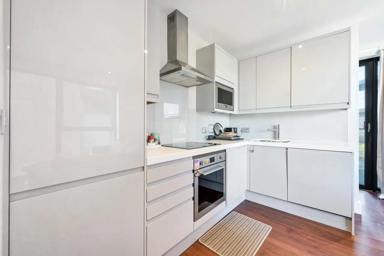 Avalon Point, London, E14, photo 2