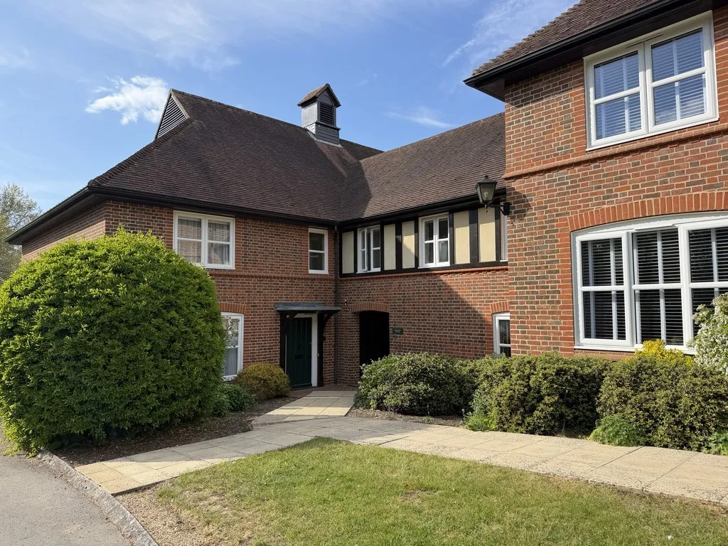 2 bed house for sale, Mytchett Heath, Mytchett
