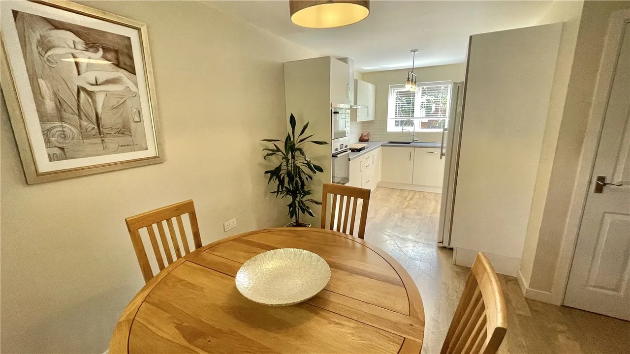 Western Heights Road, Meon Vale, Stratford-upon-Avon, Warwickshire, CV37, photo 3