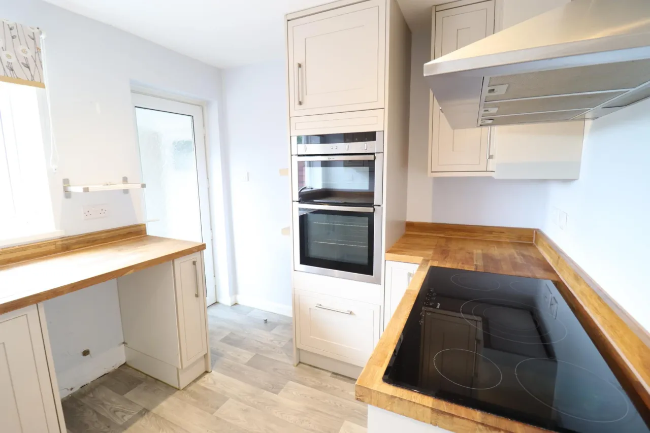 Willows Road, Telford, photo 7