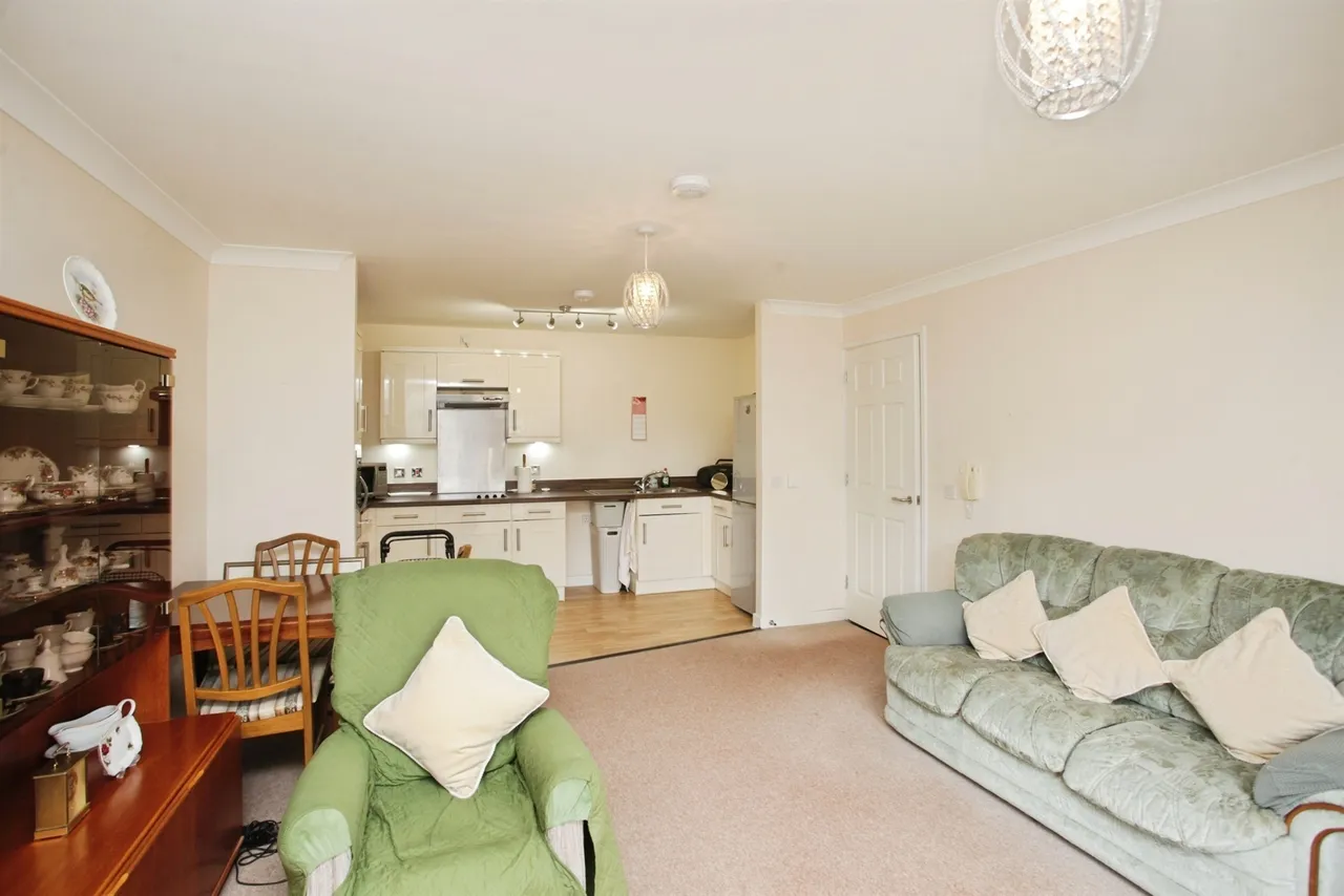 Pettiver Crescent, Rugby, CV21, photo 8