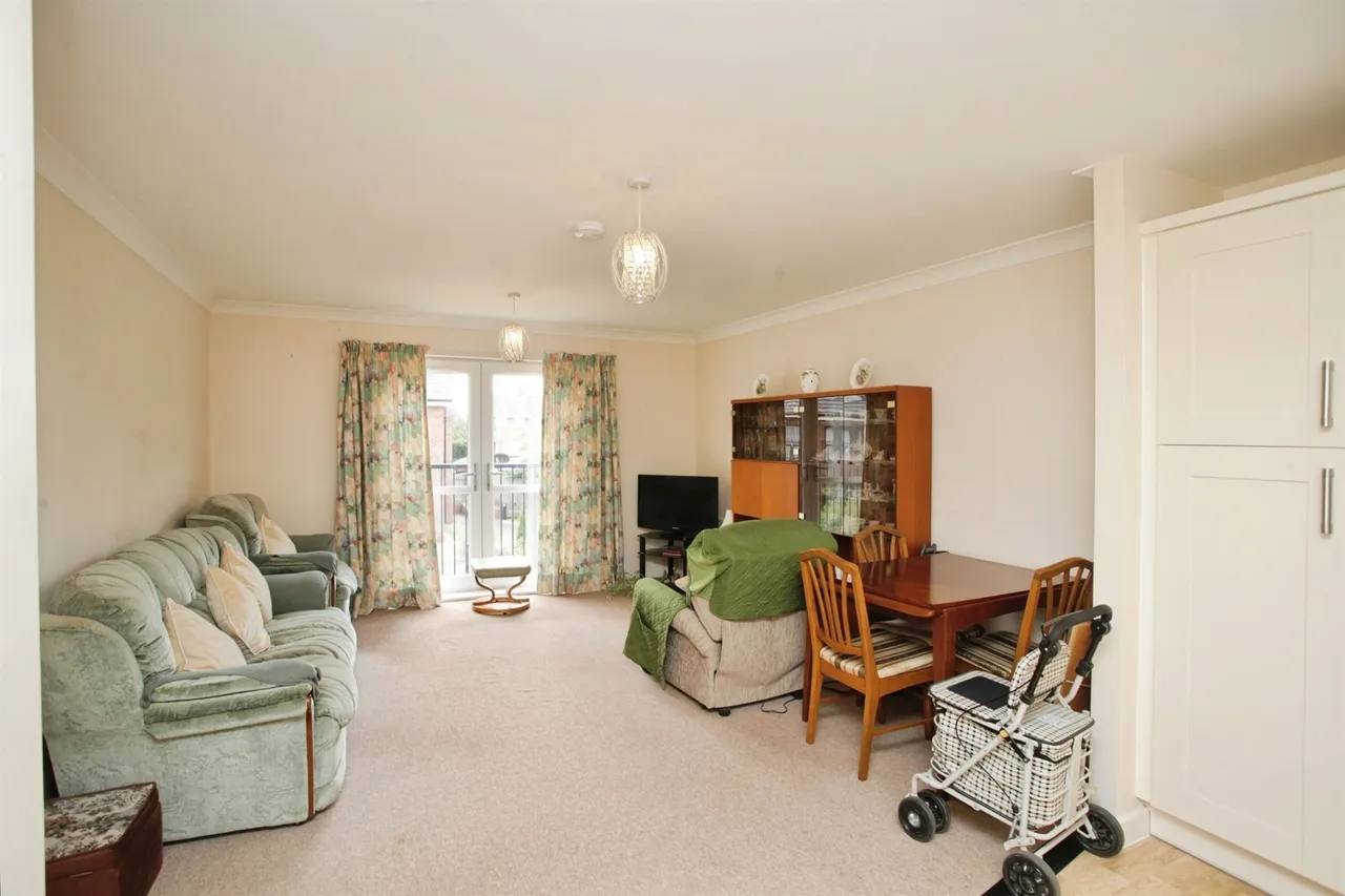 Pettiver Crescent, Rugby, CV21, photo 11